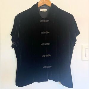Vintage 90’s Ann Taylor velvet Asian Mandarin short sleeve top